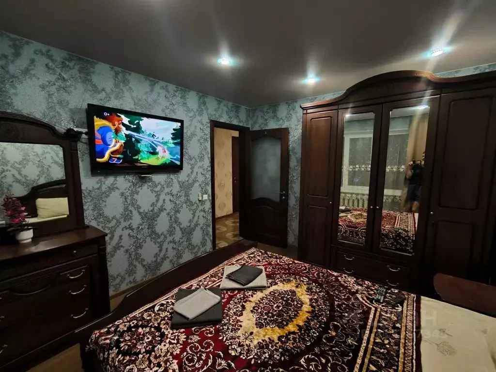 3-к кв. Псковская область, Плюсса рп ул. Валерии Гнаровской, 36А (54.0 ... - Фото 2