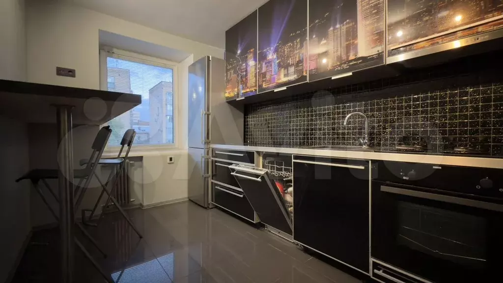 2-к. квартира, 54 м, 4/9 эт. - Фото 0