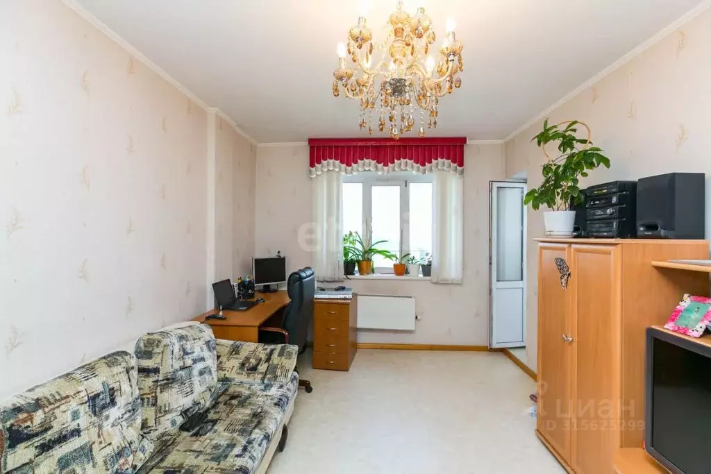2-к кв. Ханты-Мансийский АО, Сургут просп. Ленина, 74 (66.2 м) - Фото 0