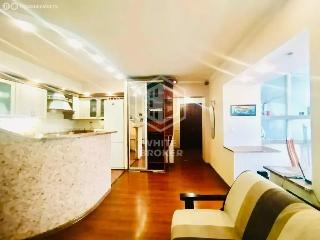 2-комнатная квартира: Ялта, улица Ломоносова, 17 (54 м) - Фото 1