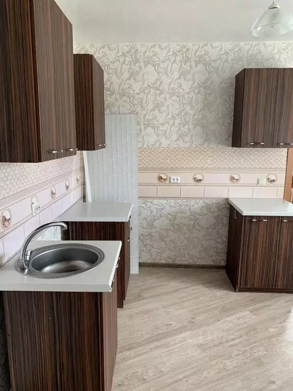 3-к кв. Тюменская область, Ялуторовск ул. Революции, 181 (80.0 м) - Фото 1