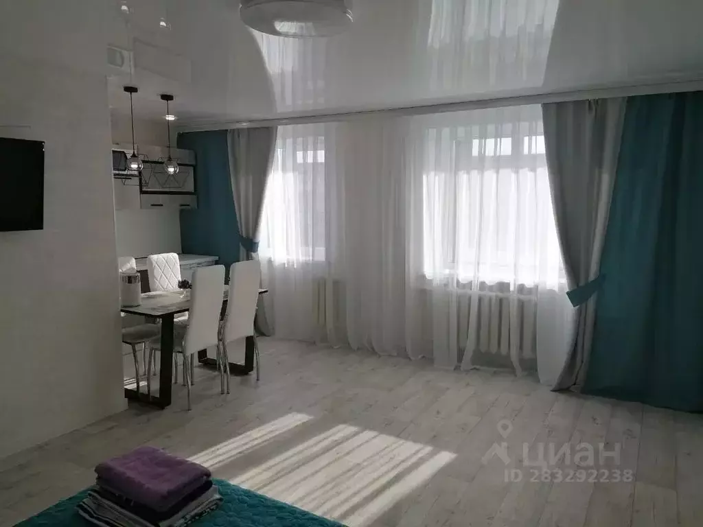 Студия Волгоградская область, Камышин ул. Ленина, 19 (33.0 м) - Фото 1