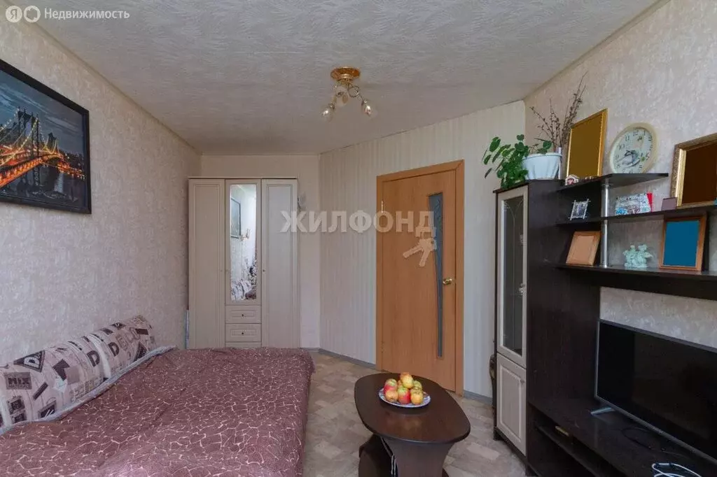 2-комнатная квартира: село Криводановка, Микрорайон, 10 (43.7 м) - Фото 0