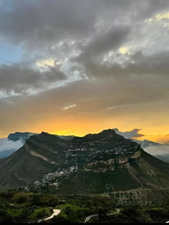 Дом в Дагестан, Гунибский район, Хоточ с/пос, с. Хоточ ул. ... - Фото 1