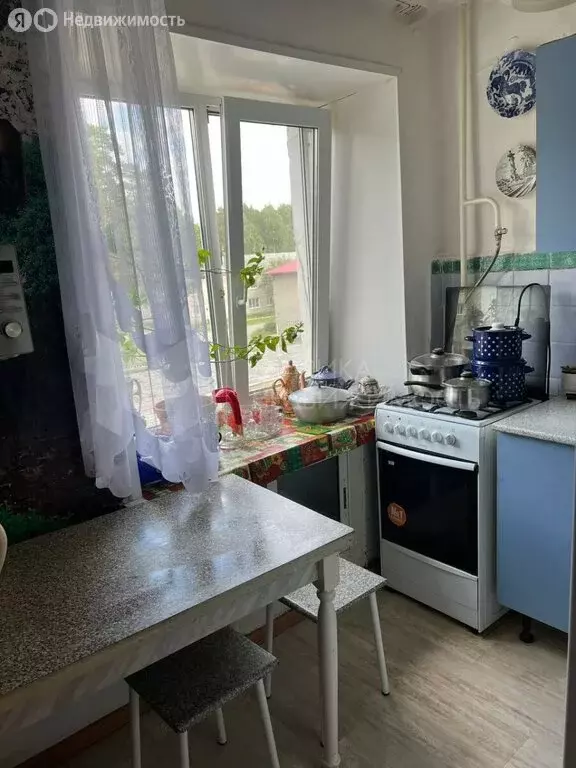 2-комнатная квартира: Новотарманский, Центральная улица, 55 (46 м) - Фото 0