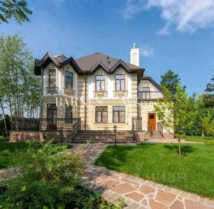 Дом в Московская область, Одинцовский городской округ, с. Жаворонки ... - Фото 2