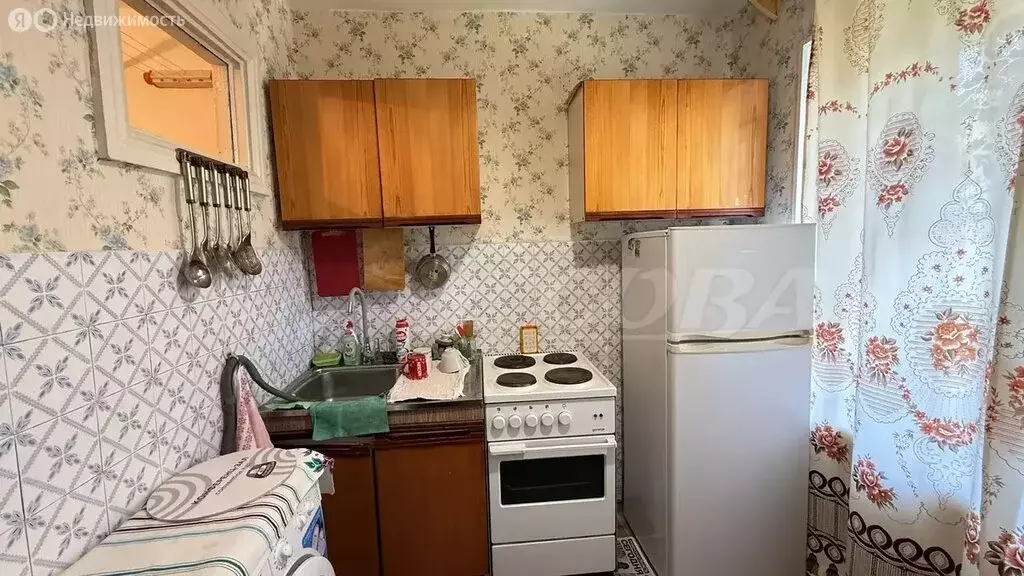 2-комнатная квартира: Тюмень, улица Белинского, 6А (42 м) - Фото 2