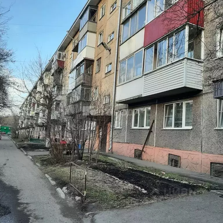 2-к кв. Кемеровская область, Новокузнецк ул. Тореза, 123 (47.3 м) - Фото 1