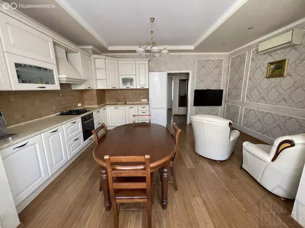 2-комнатная квартира: Симферополь, улица Тренёва, 21 (71 м) - Фото 2