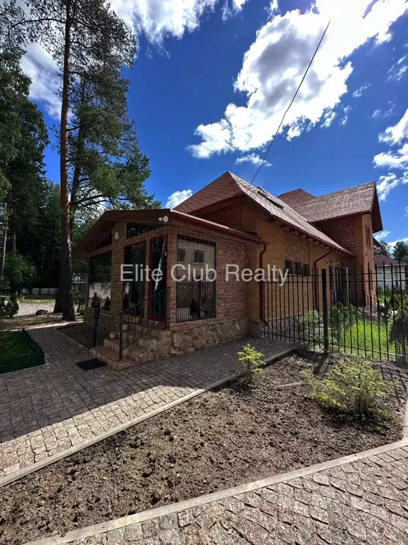 Коттедж в Санкт-Петербург пос. Комарово, Цветочная ул., 22к11 (245 м) - Фото 2