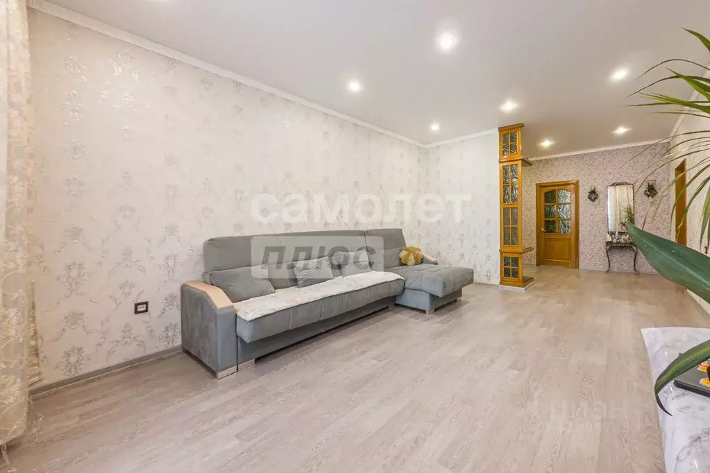 3-к кв. Свердловская область, Екатеринбург ул. Кировградская, 29 (85.0 ... - Фото 2