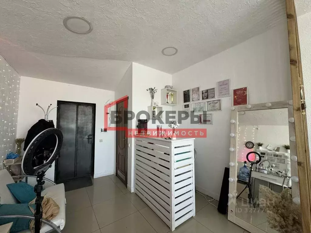 Помещение свободного назначения в Севастополь просп. Победы, 1А (21 м) - Фото 1