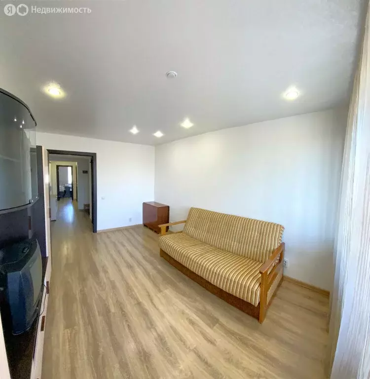 1-комнатная квартира: Волгоград, Удмуртский переулок, 2 (37.7 м) - Фото 2