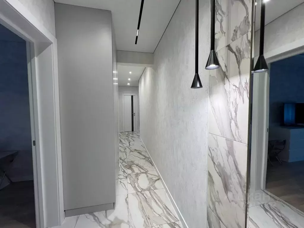 3-к кв. Ленинградская область, Кировск ул. Энергетиков, 6 (64.6 м) - Фото 1