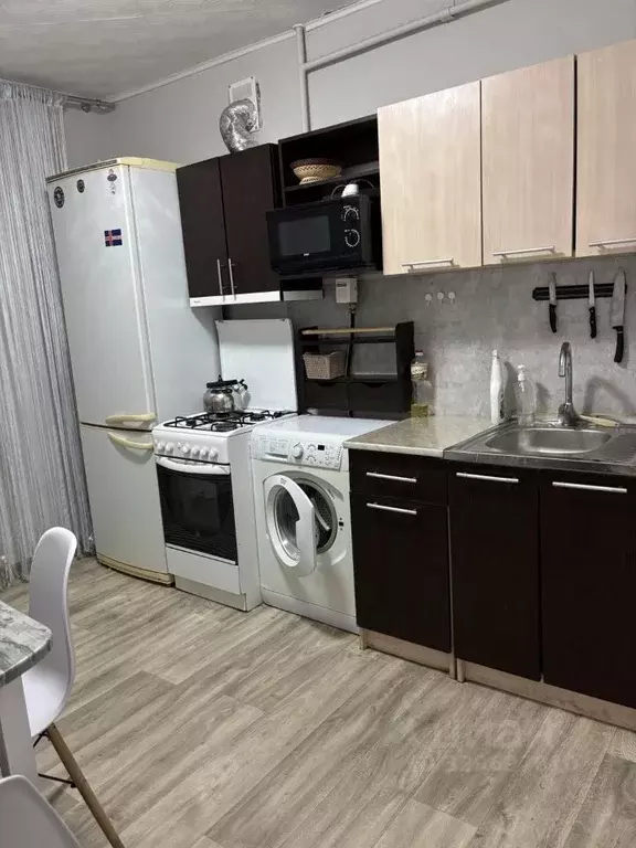 1-к кв. Омская область, Омск Транссибирская ул., 5 (36.4 м) - Фото 1