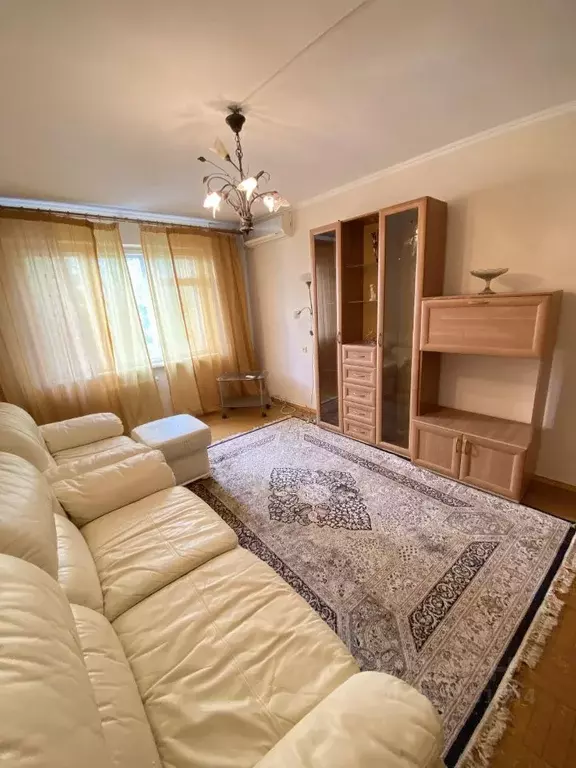 3-к кв. Ростовская область, Ростов-на-Дону ул. Зорге (64.0 м) - Фото 2