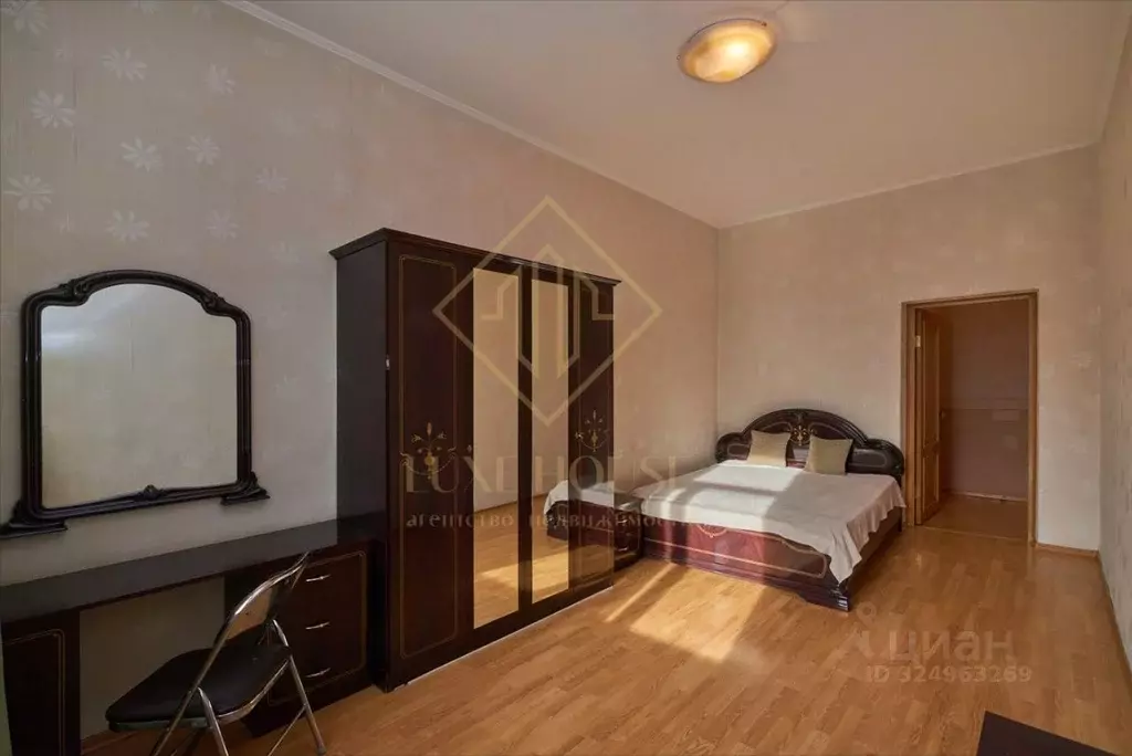 3-к кв. Иркутская область, Иркутск ул. Ленина, 9 (67.1 м) - Фото 1