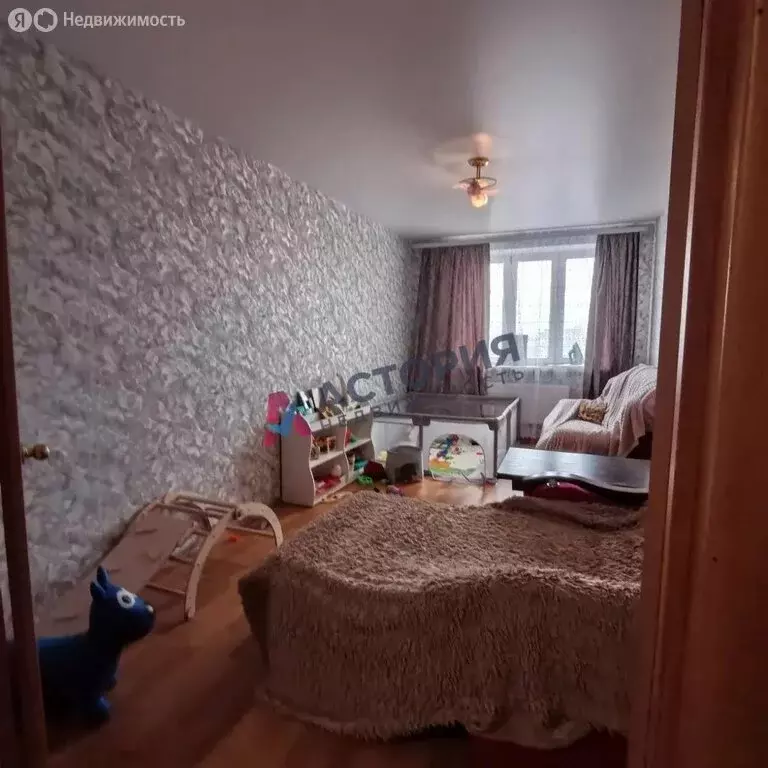 3-комнатная квартира: село Осиновая Гора, улица Аркадия Шипунова, 2 ... - Фото 2