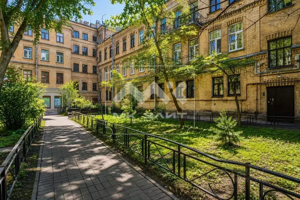 4-к кв. Санкт-Петербург 6-я Васильевского острова линия, 37 (130.2 м) - Фото 1