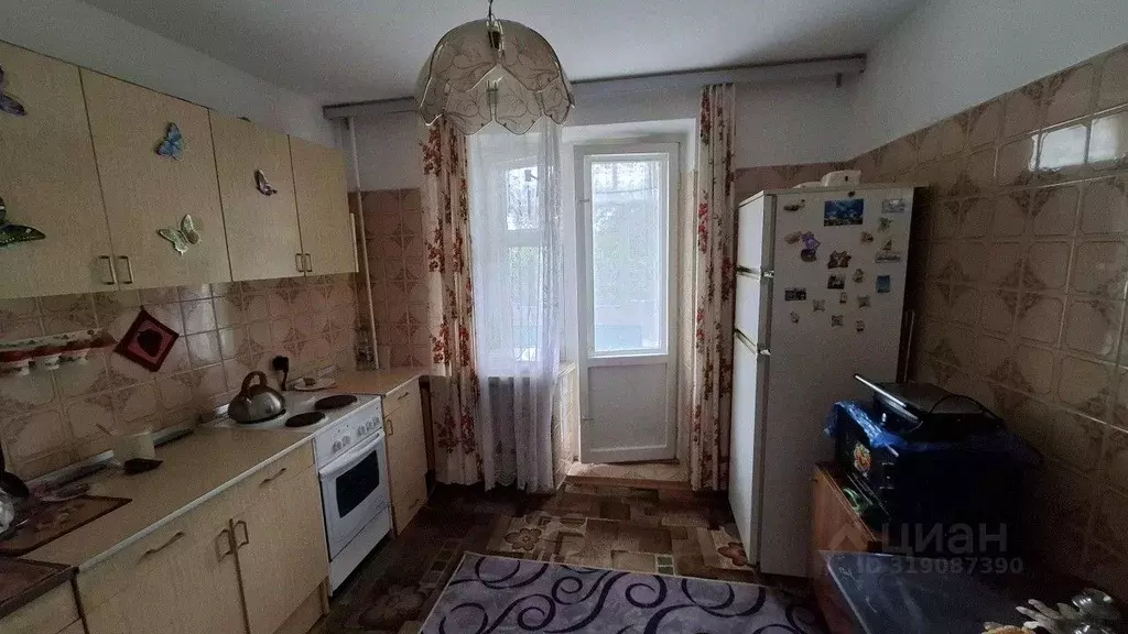 2-к кв. Свердловская область, Среднеуральск пер. Гашева, 4 (48.0 м) - Фото 1