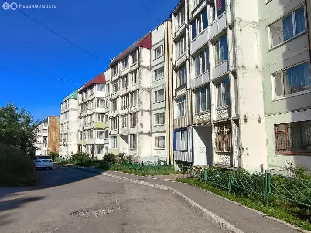 4-комнатная квартира: Петропавловск-Камчатский, улица Виталия Кручины, ... - Фото 0