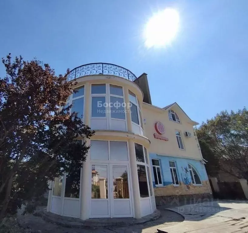 Дом в Крым, Феодосия ул. Семашко (700 м) - Фото 1