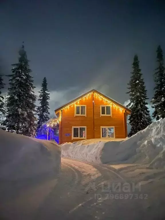 Дом в Кемеровская область, Таштагольский район, Шерегешское городское ... - Фото 0