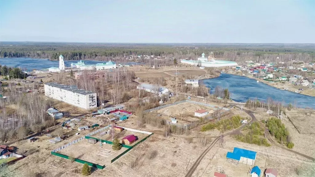 Дом в Ленинградская область, Лодейнопольский район, Янегское с/пос, ... - Фото 1