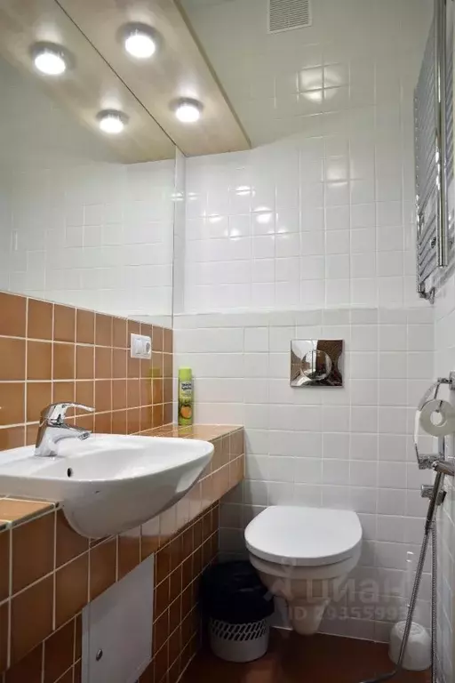 Комната Удмуртия, Ижевск Фронтовая ул., 2 (17.0 м) - Фото 2