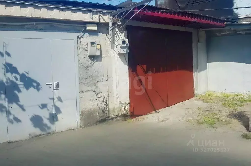 Гараж в Крым, Феодосия ул. Степаняна, 20А (58 м) - Фото 1