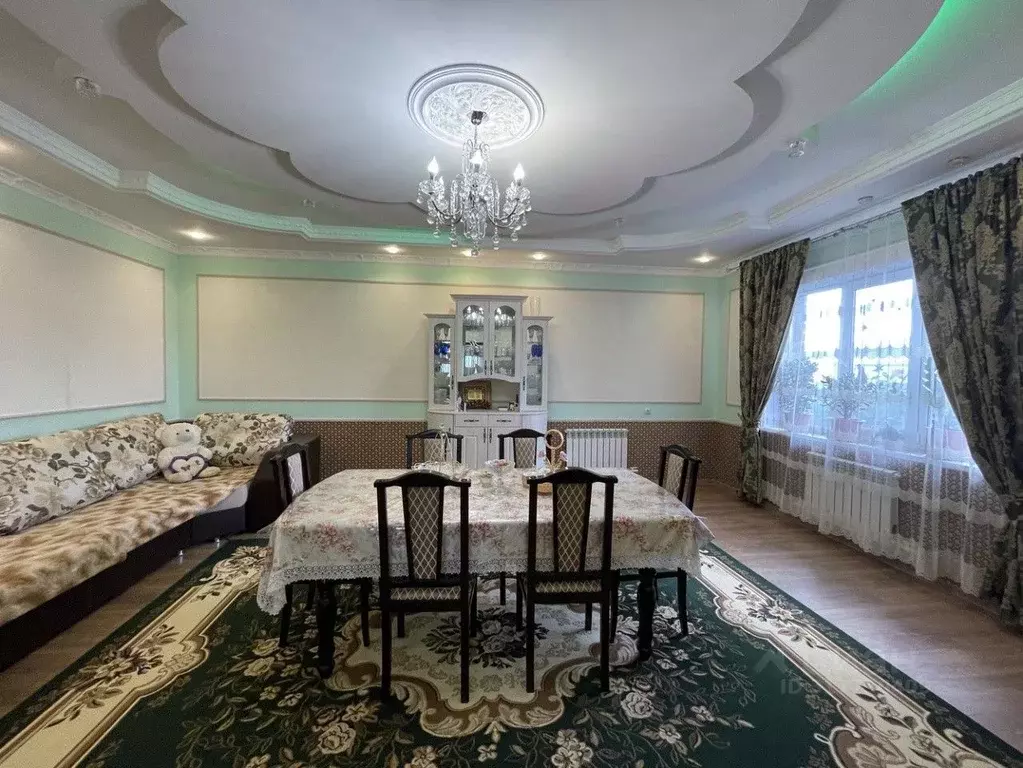 Дом в Оренбургская область, Ясный ул. Победы, 48 (290 м) - Фото 1