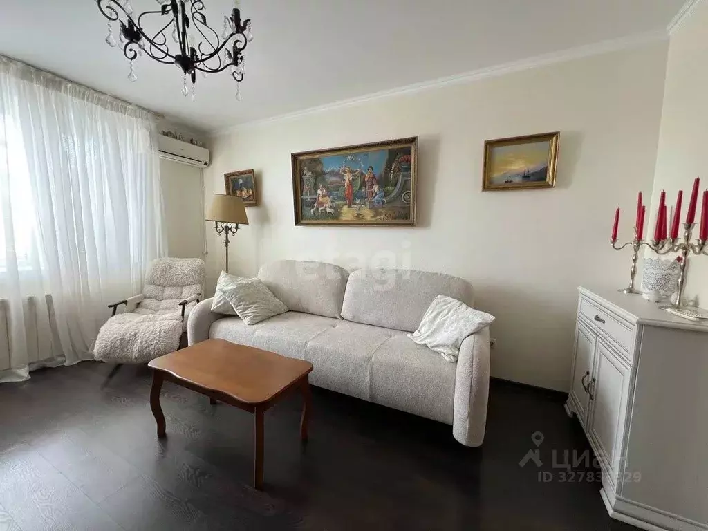 2-к кв. Крым, Феодосия ул. Степаняна, 63 (53.1 м) - Фото 1