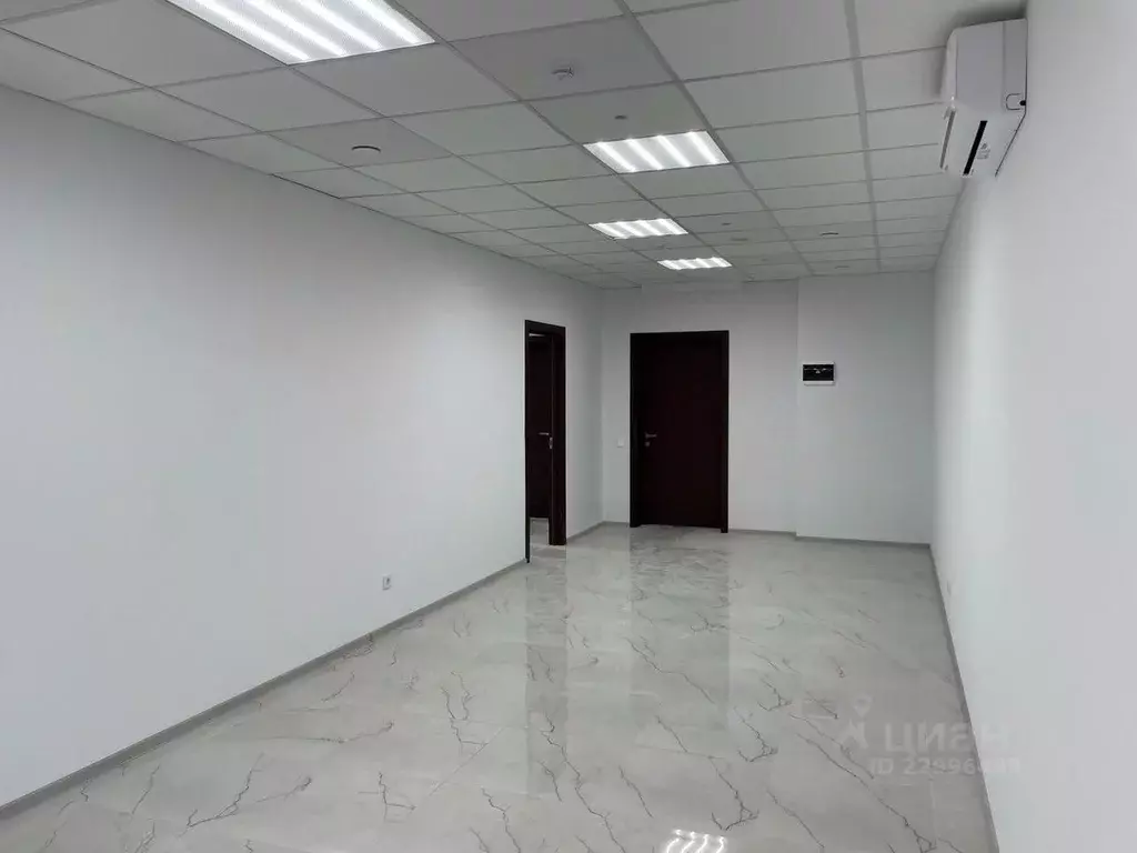 Офис в Краснодарский край, Новороссийск ул. Губернского (35 м) - Фото 0