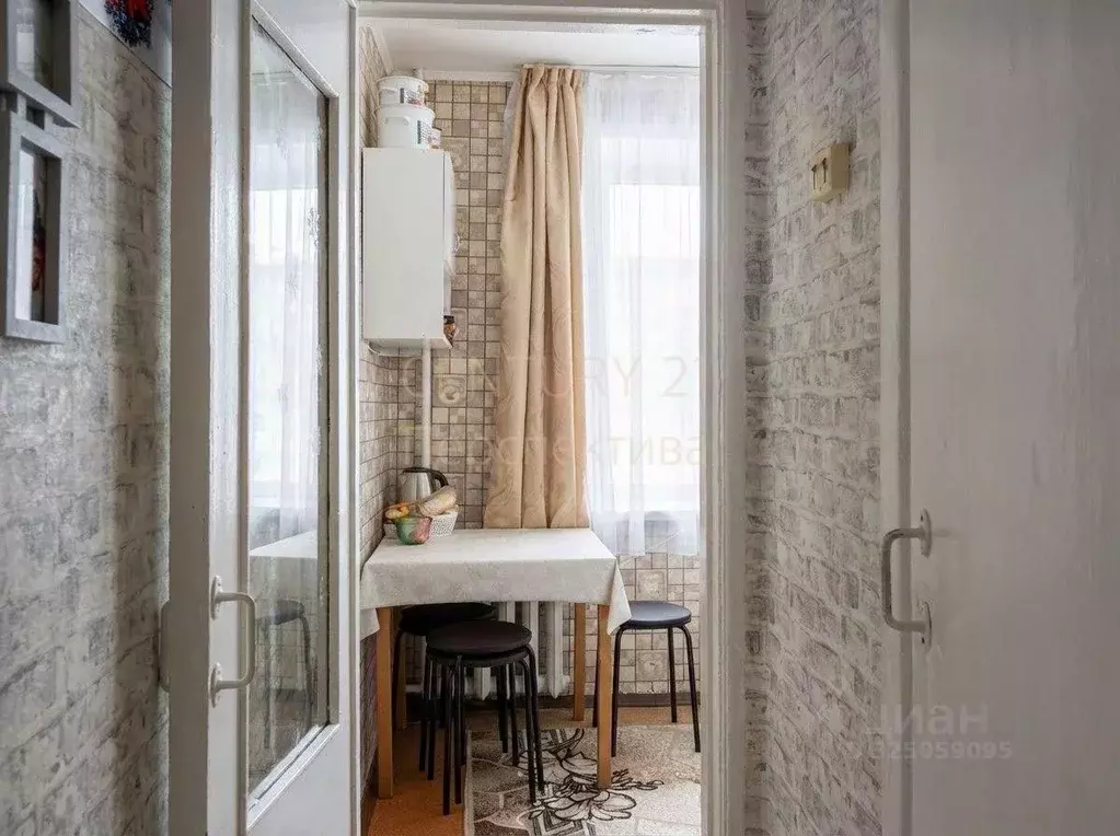 1-к кв. Московская область, Люберцы пос. Калинина, 94 (32.0 м) - Фото 2