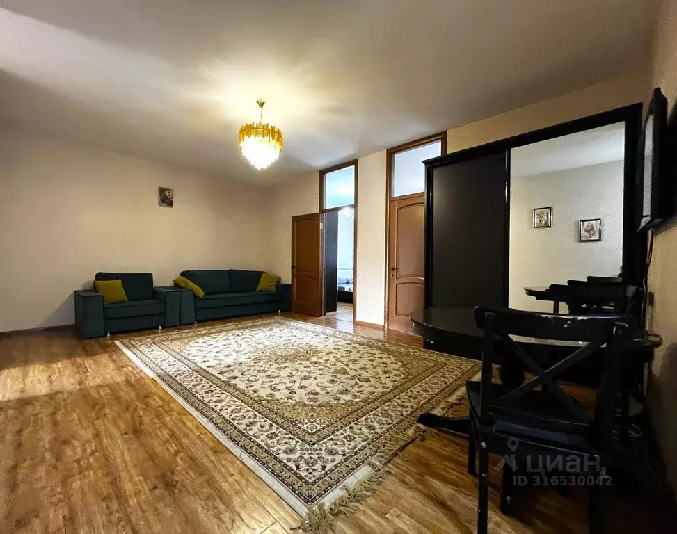 2-к кв. Дагестан, Махачкала просп. Расула Гамзатова, 97 (65.0 м) - Фото 1