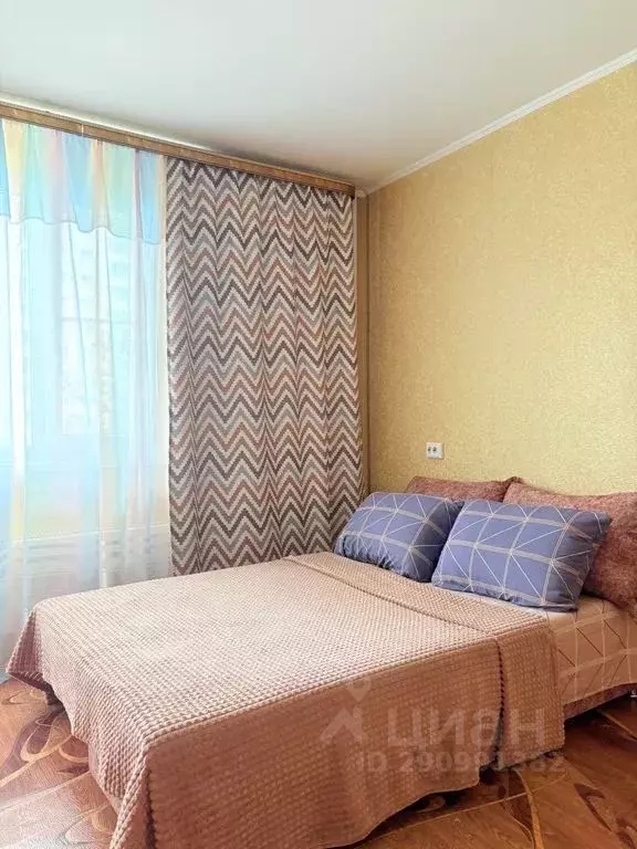 1-к кв. Курганская область, Курган 9 Мая ул., 4БК1 (40.0 м) - Фото 0