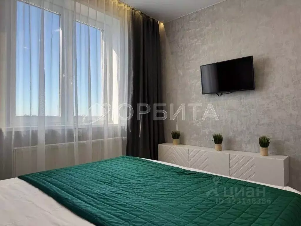 1-к кв. Тюменская область, Тюмень ул. Республики, 204к7 (32.3 м) - Фото 2