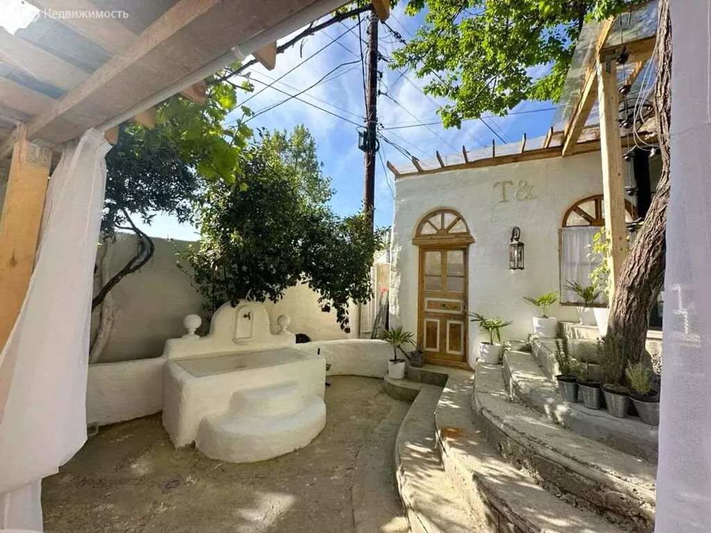 Дом в Алушта, улица Багликова (54.7 м) - Фото 1