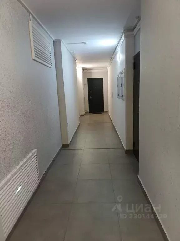 Студия Алтайский край, Барнаул Сиреневая ул., 52 (30.0 м) - Фото 2