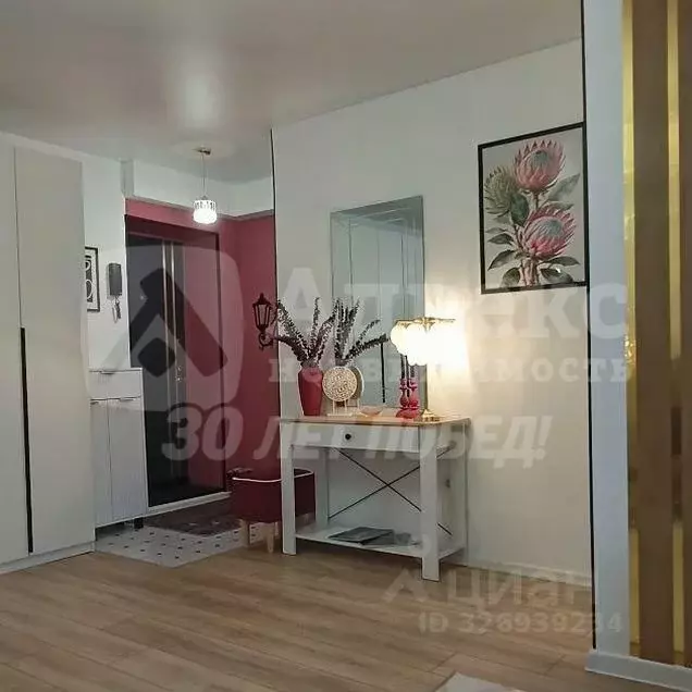 2-к кв. Тюменская область, Тюмень ул. Мельникайте, 103 (42.5 м) - Фото 1