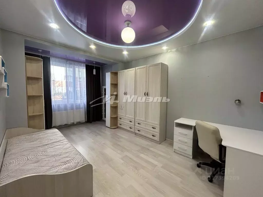 2-к кв. Крым, Симферополь ул. Железнодорожная, 1Г (55.0 м) - Фото 1