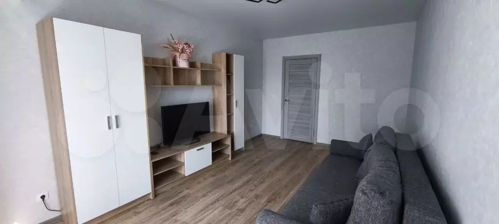 2-к. квартира, 60 м, 15/22 эт. - Фото 0
