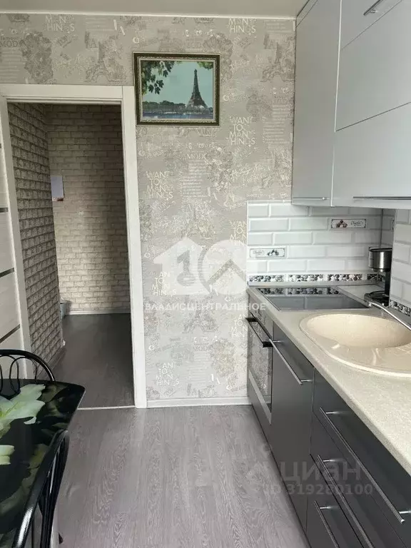 2-к кв. Новосибирская область, Новосибирск ул. Есенина, 10 (43.0 м) - Фото 0
