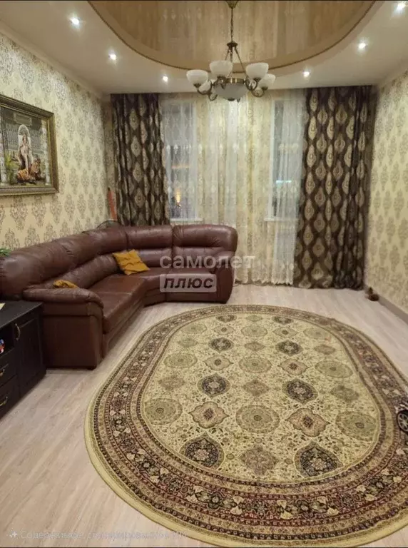 2-к кв. Курская область, Курск ул. Ленина, 17 (66.0 м) - Фото 0