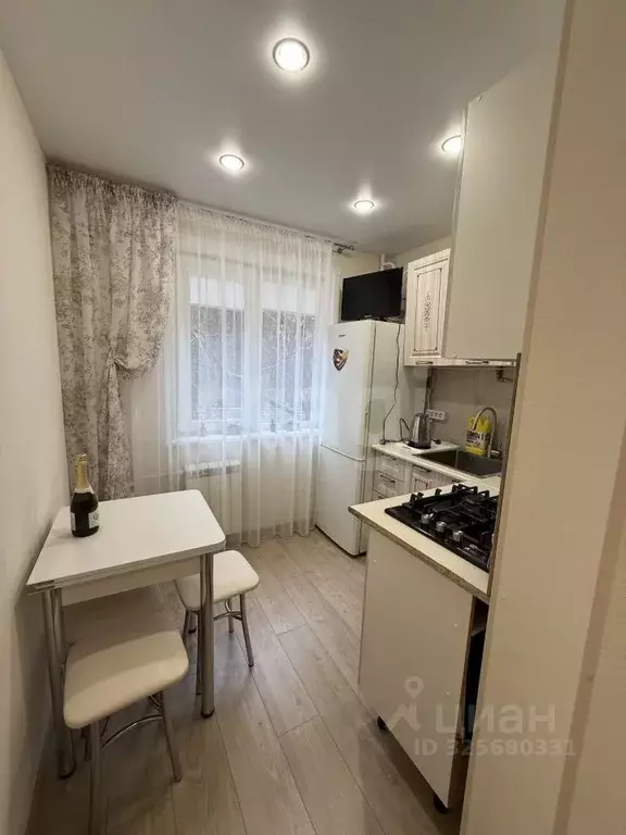 2-к кв. Крым, Ялта ул. Дзержинского, 31 (45.0 м) - Фото 1