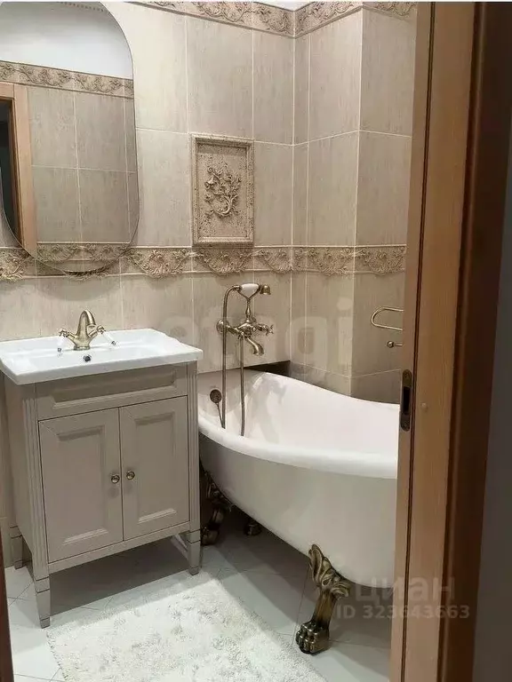 3-к кв. Красноярский край, Емельяново пгт ул. Новая, 7 (79.5 м) - Фото 1