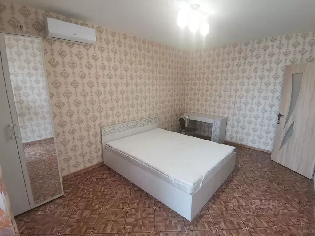 3-к кв. Крым, Симферополь ул. Севастопольская (90.0 м) - Фото 0