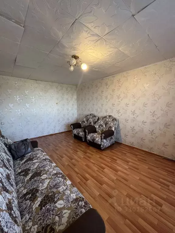 1-к кв. Омская область, Большеречье рп ул. Ленина, 13 (33.1 м) - Фото 2