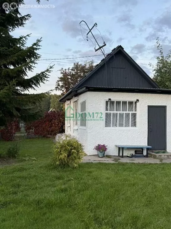 Дом в Тюменская область, Тобольск ( м) - Фото 1