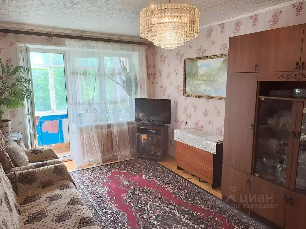 3-к кв. Удмуртия, Ижевск Школьная ул., 70 (58.0 м) - Фото 0